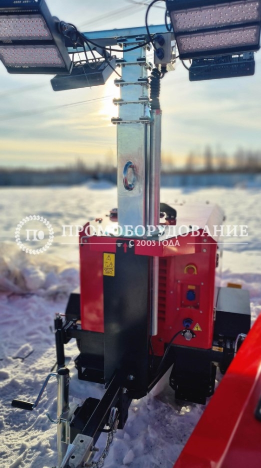 Осветительная мачта BAYSAR ZUV4 M7,5 LED